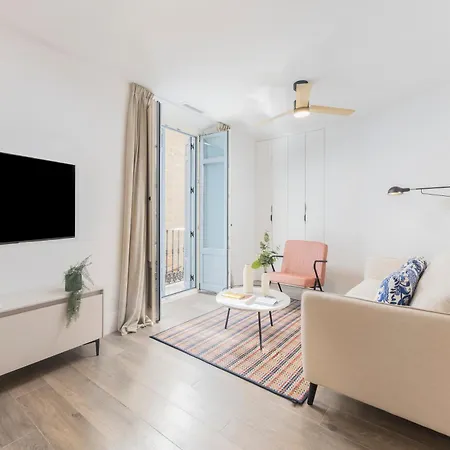 アパート Homeclub Flat Near Picasso Museum Ii